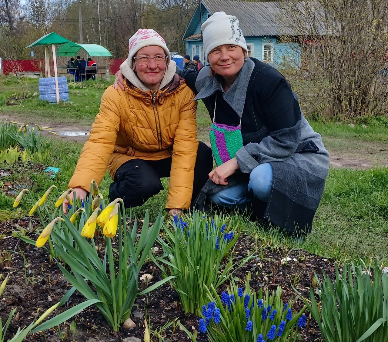 В нашем доме социального обслуживания под руководством инструктора по труду Светланы Ганичевой активно кипят весенне-огородные работы!
